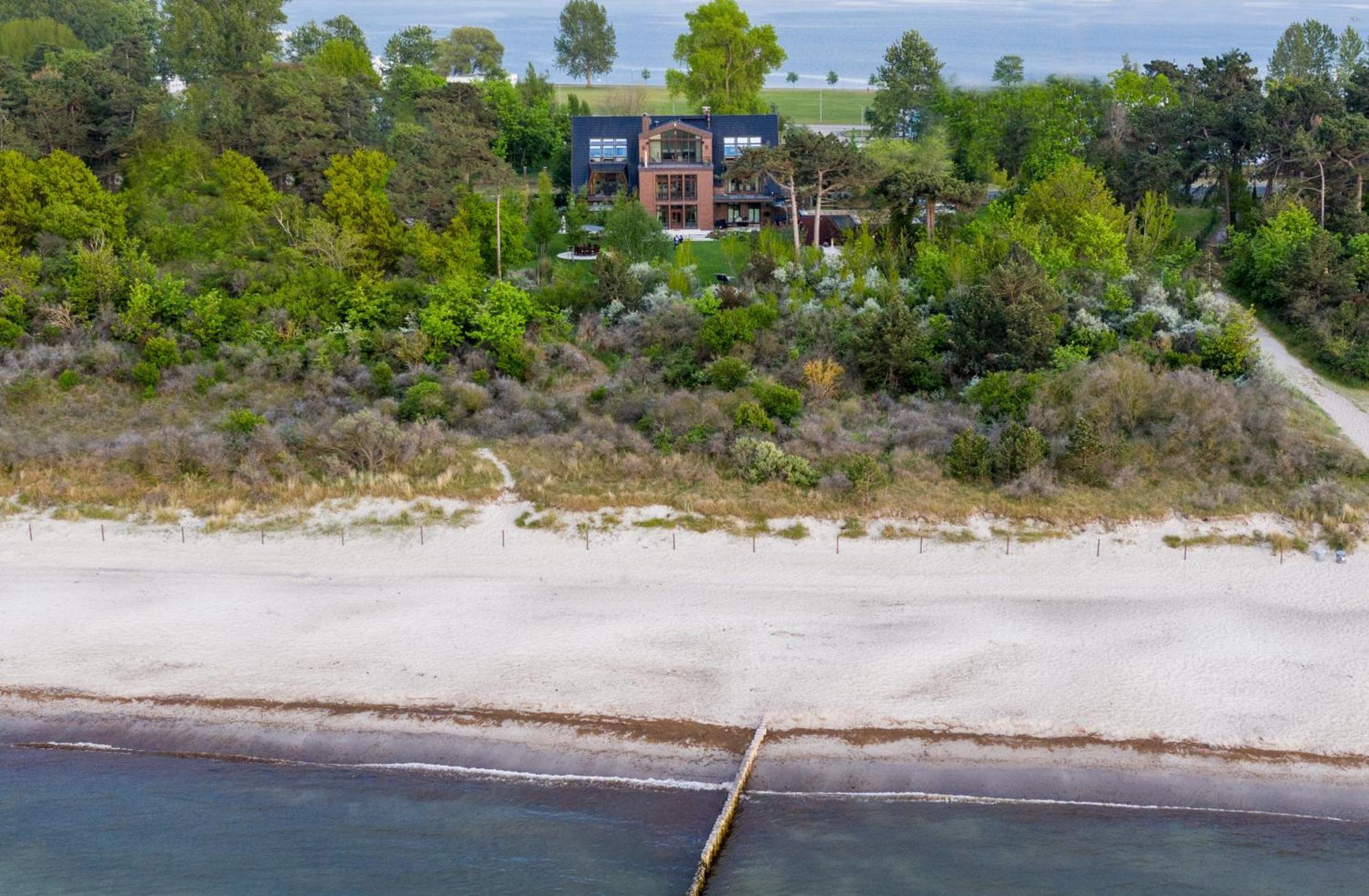Villa Schmidt - Strandhaus Direkt Am Meer Mit Sauna, Sport Und Duenengarten II Rostock Buitenkant foto