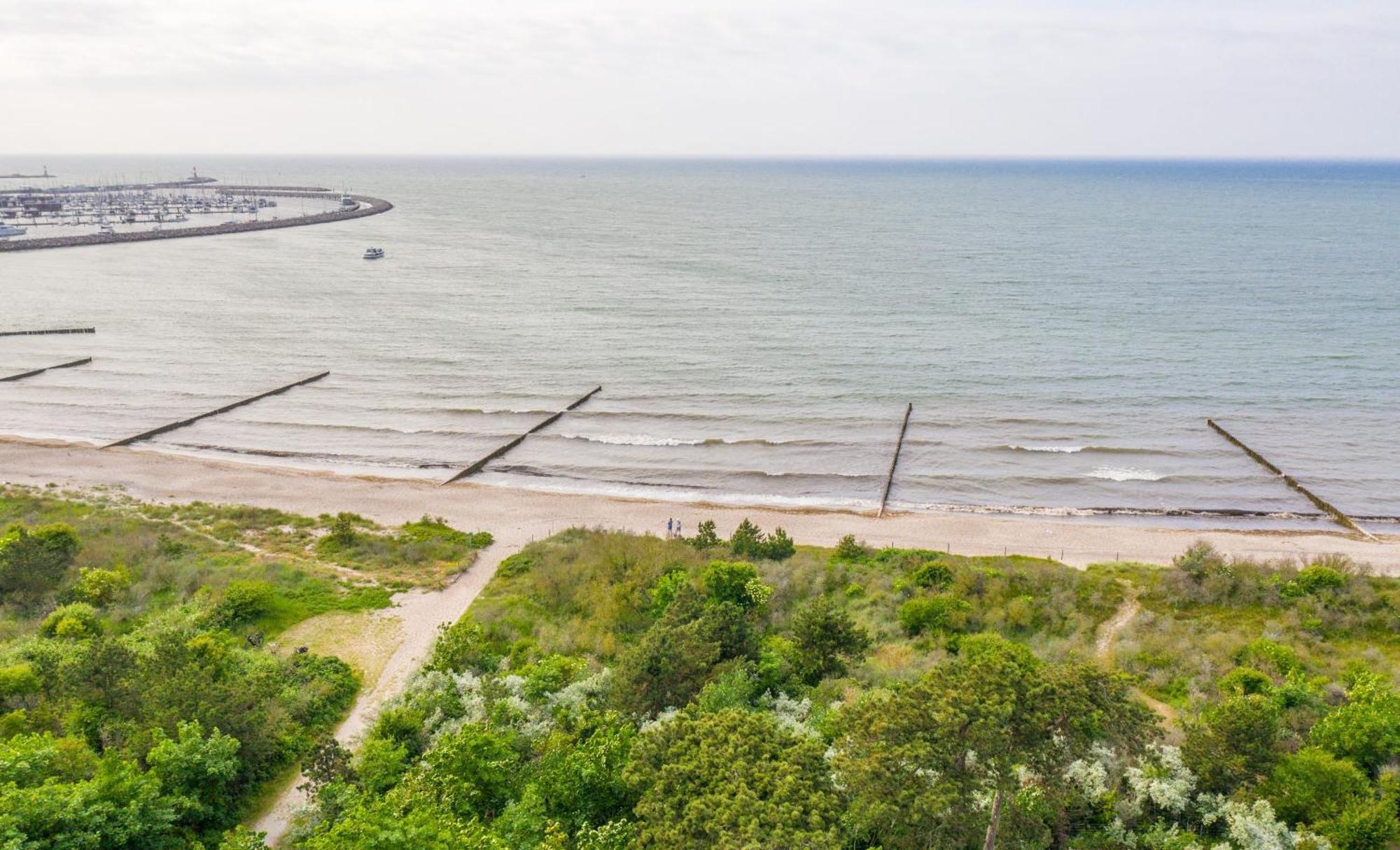 Villa Schmidt - Strandhaus Direkt Am Meer Mit Sauna, Sport Und Duenengarten II Rostock Buitenkant foto