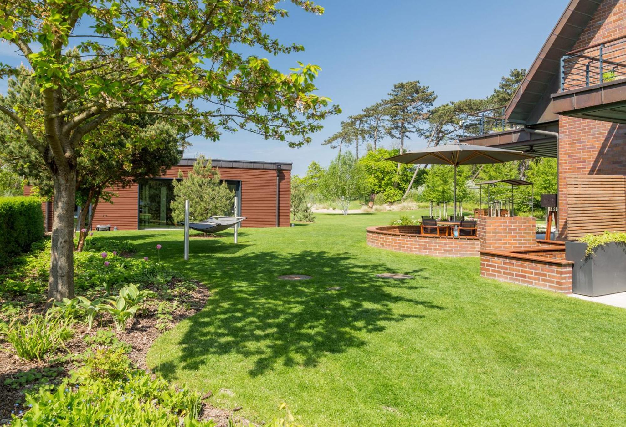Villa Schmidt - Strandhaus Direkt Am Meer Mit Sauna, Sport Und Duenengarten II Rostock Buitenkant foto