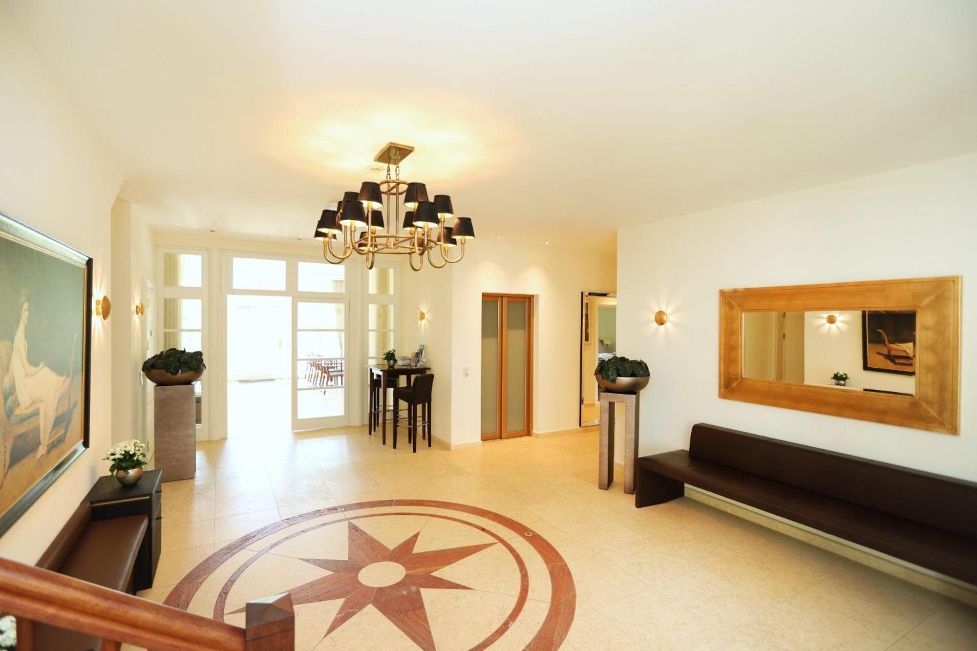Villa Schmidt - Strandhaus Direkt Am Meer Mit Sauna, Sport Und Duenengarten II Rostock Buitenkant foto